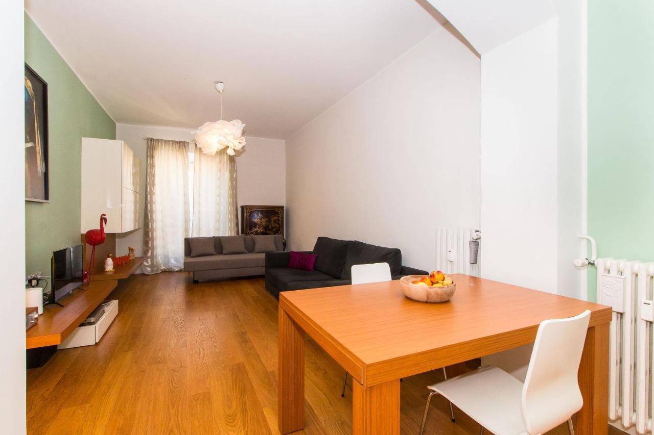 Porta Nuova & Parco Del Valentino Roomy Flat تورينو المظهر الخارجي الصورة