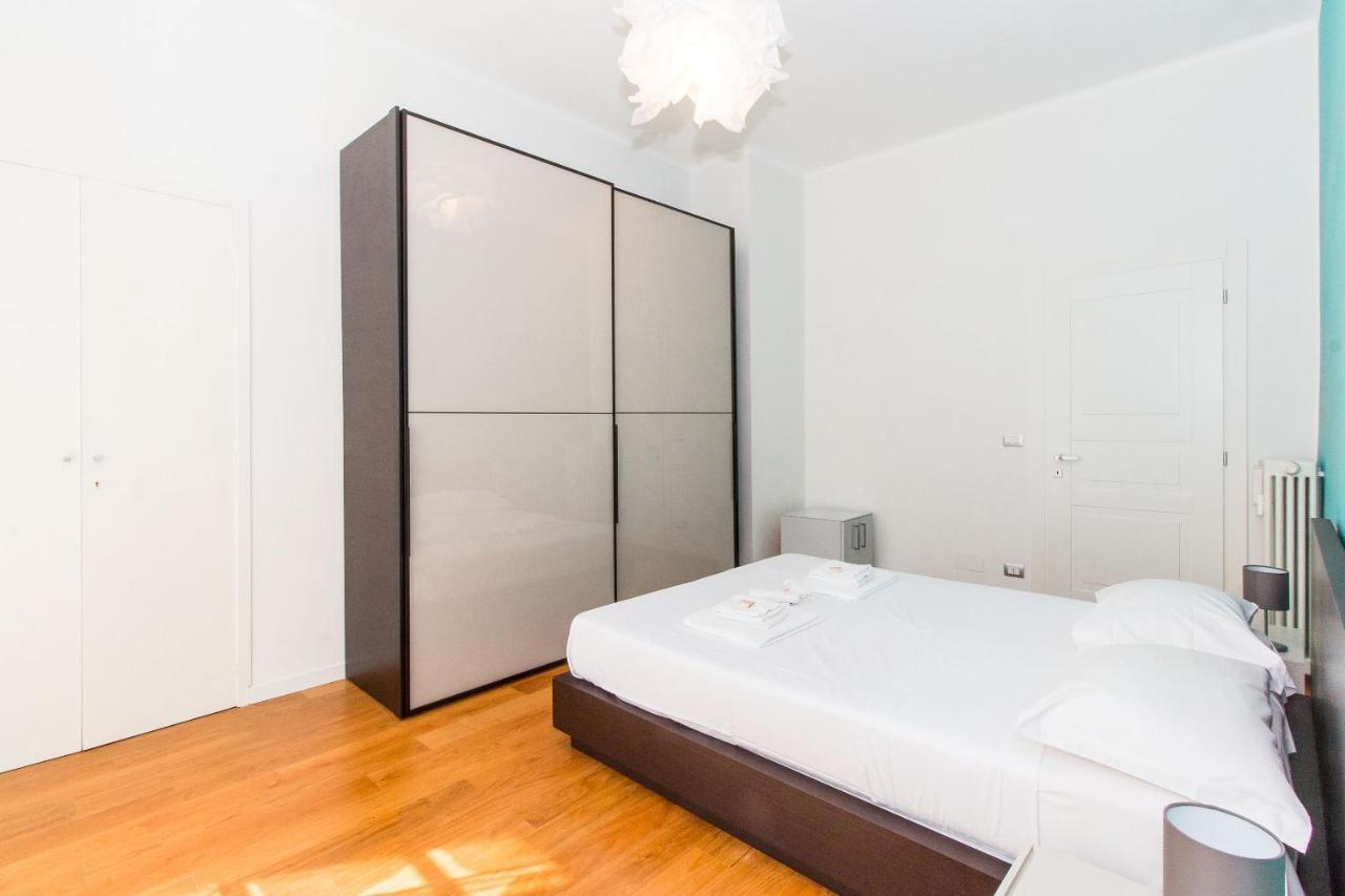 Porta Nuova & Parco Del Valentino Roomy Flat تورينو المظهر الخارجي الصورة