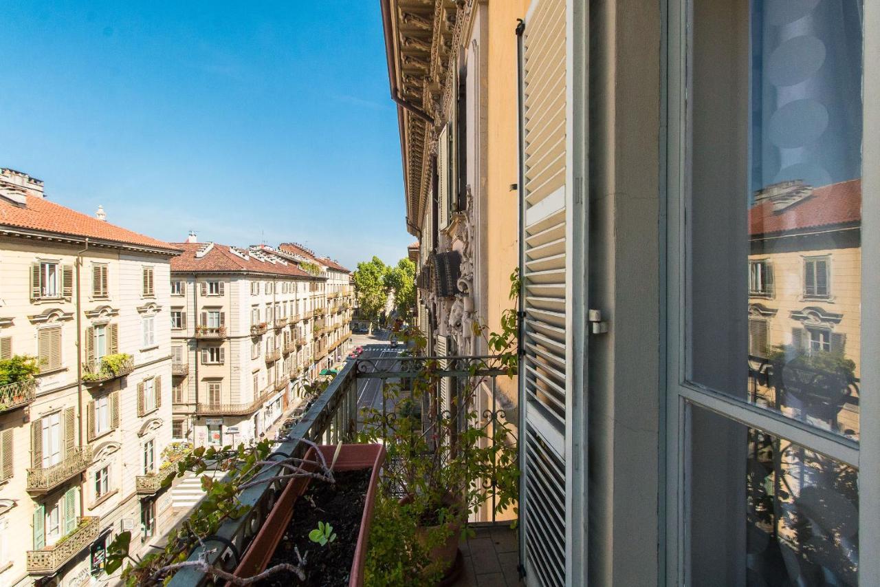 Porta Nuova & Parco Del Valentino Roomy Flat تورينو المظهر الخارجي الصورة